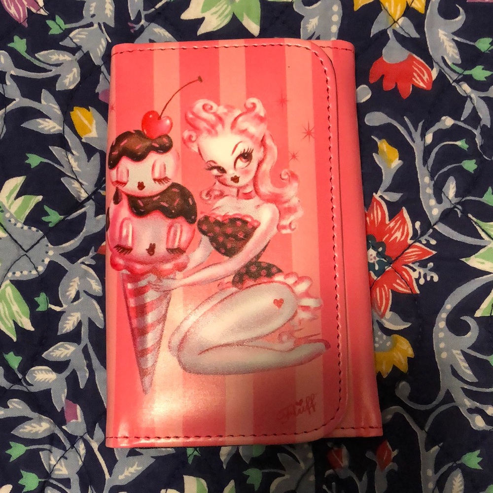 Fluff Ice Cream Pinup Wallet
